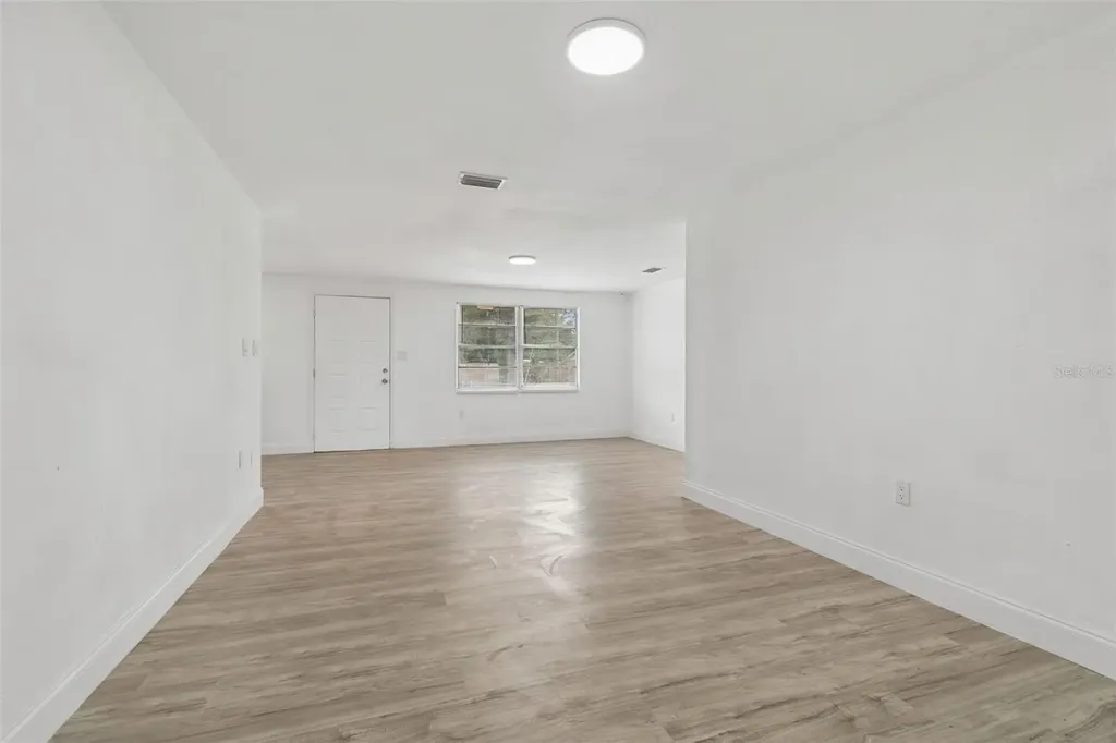 3706 Beechwood Boulevard Tampa FL 33619