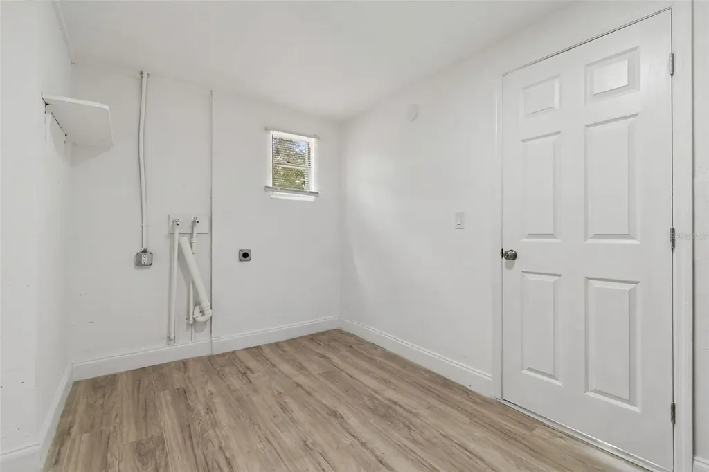 3706 Beechwood Boulevard Tampa FL 33619
