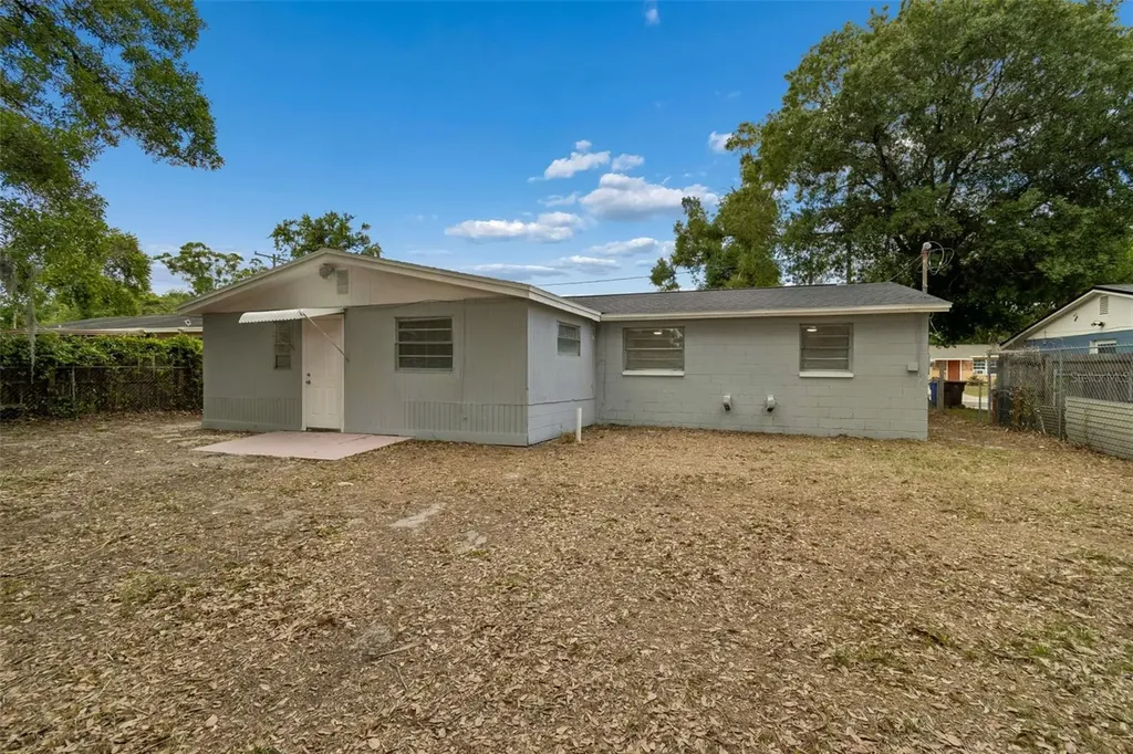 3706 Beechwood Boulevard Tampa FL 33619