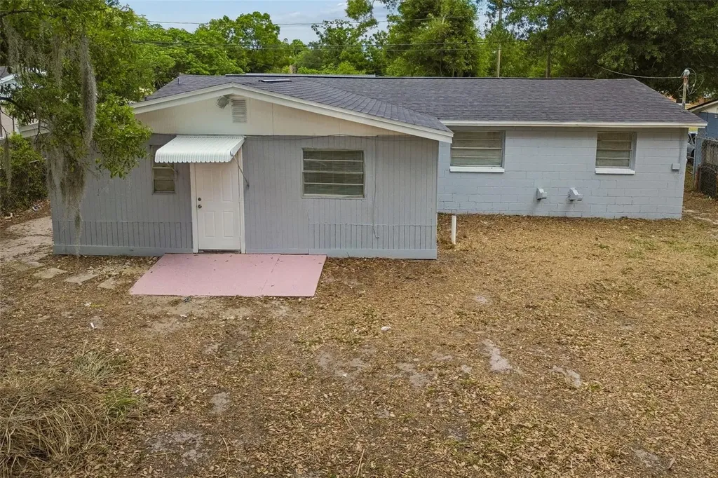 3706 Beechwood Boulevard Tampa FL 33619