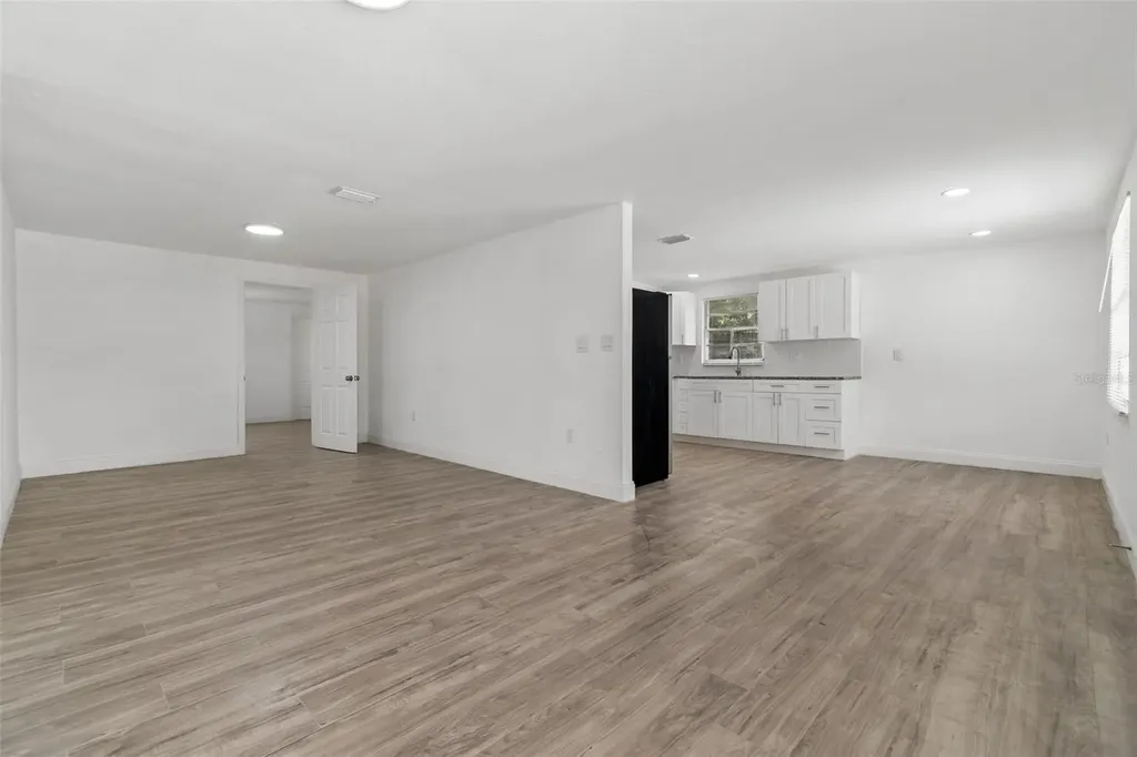 3706 Beechwood Boulevard Tampa FL 33619