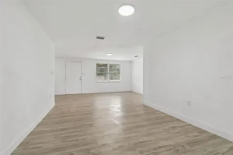 3706 Beechwood Boulevard Tampa FL 33619