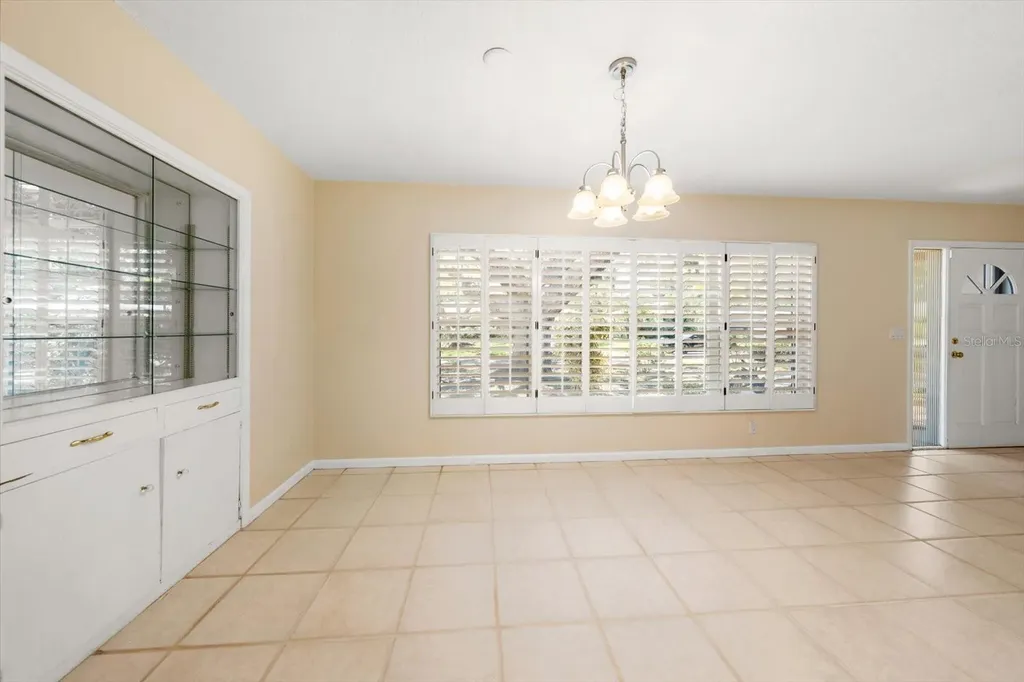 1702 Meredith Lane Belleair FL 33756