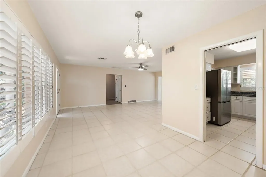 1702 Meredith Lane Belleair FL 33756