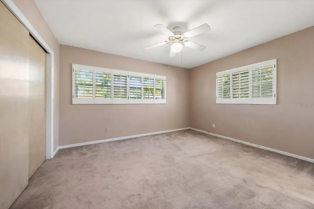 1702 Meredith Lane Belleair FL 33756
