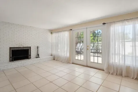 1702 Meredith Lane Belleair FL 33756