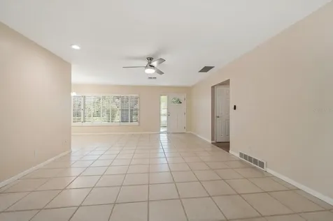 1702 Meredith Lane Belleair FL 33756