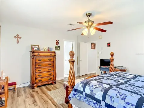 17819 Palm Street Umatilla FL 32784