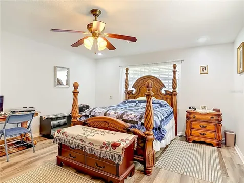 17819 Palm Street Umatilla FL 32784