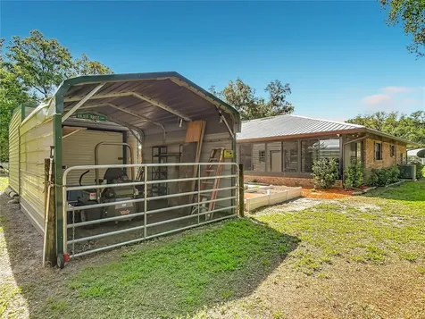 17819 Palm Street Umatilla FL 32784