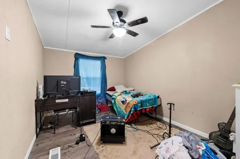 12011 Old Lakeland Highway Dade City FL 33525