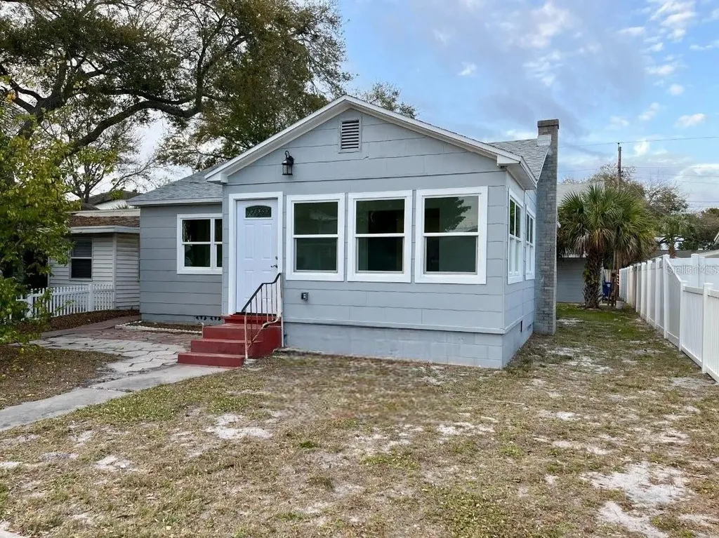 3823 2nd Avenue N St Petersburg FL 33713