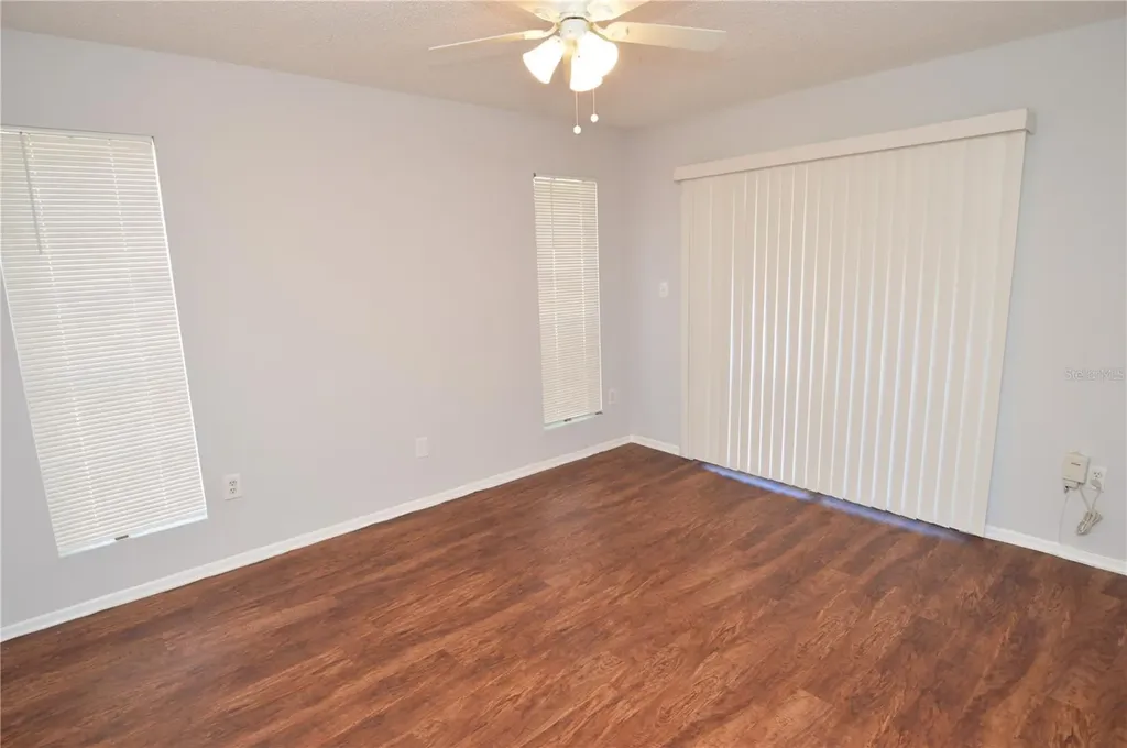 8641 Fancy Finch Drive Tampa FL 33614