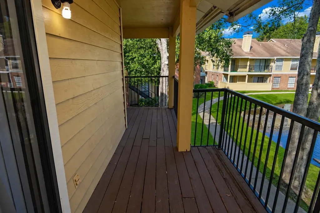 8641 Fancy Finch Drive Tampa FL 33614