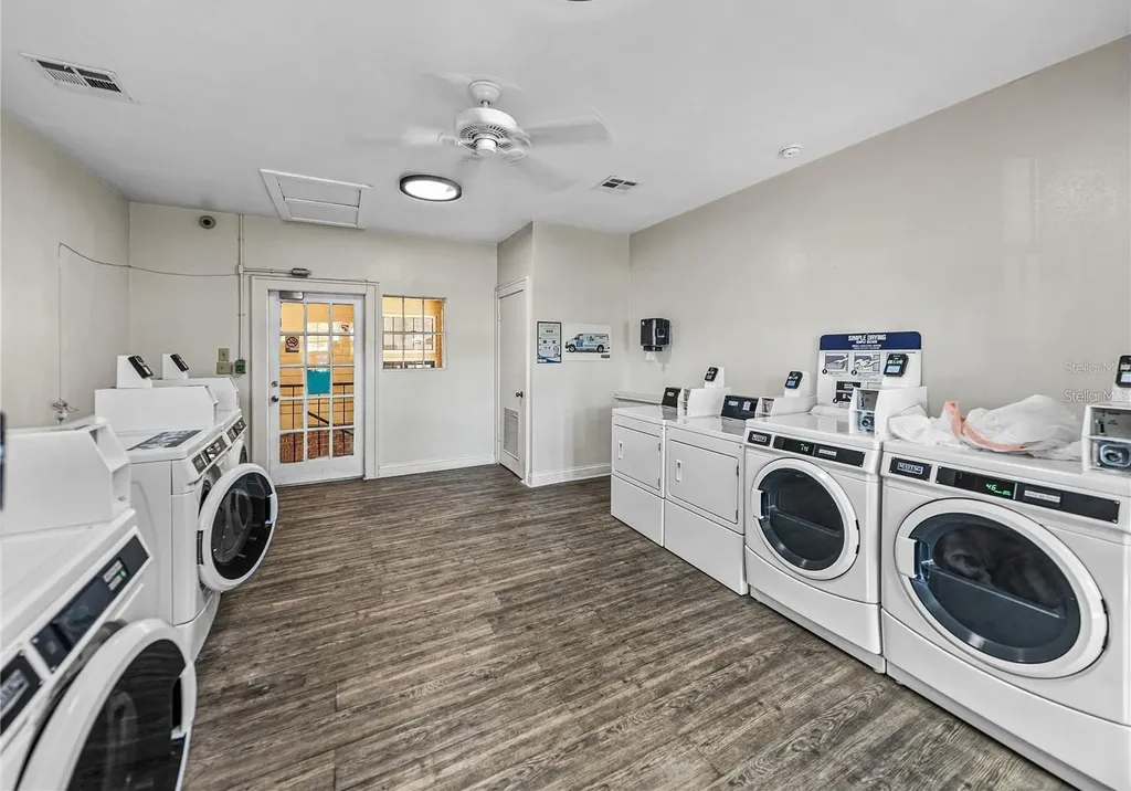 8641 Fancy Finch Drive Tampa FL 33614