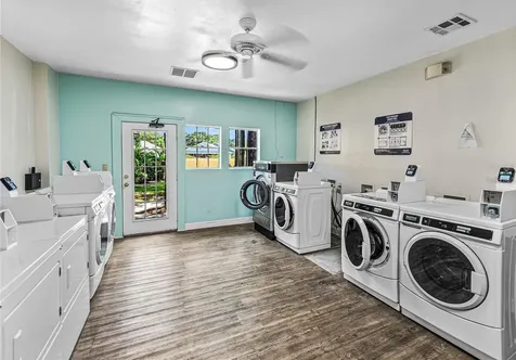 8641 Fancy Finch Drive Tampa FL 33614