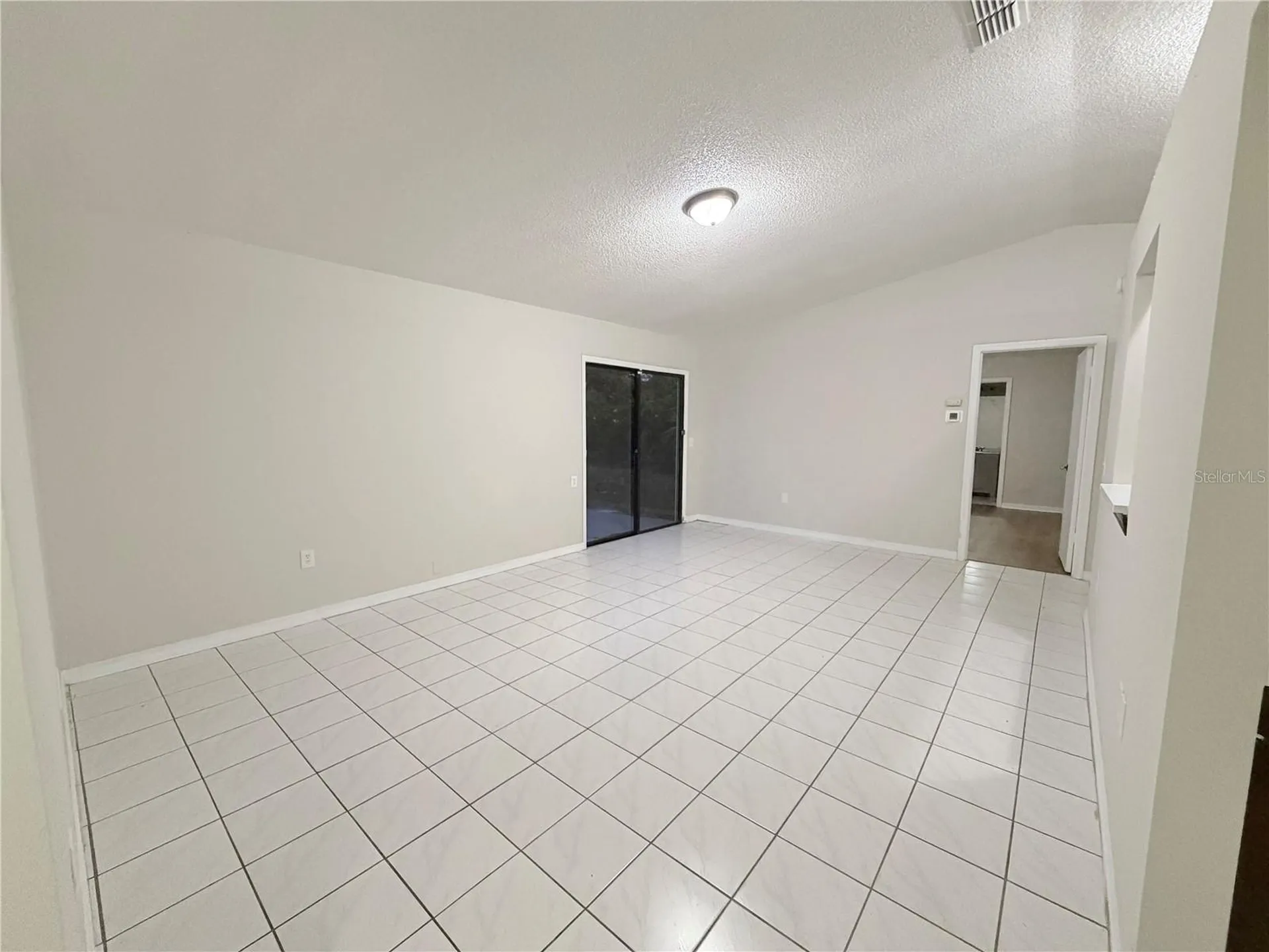 2873 Cottondale Drive Deltona FL 32738