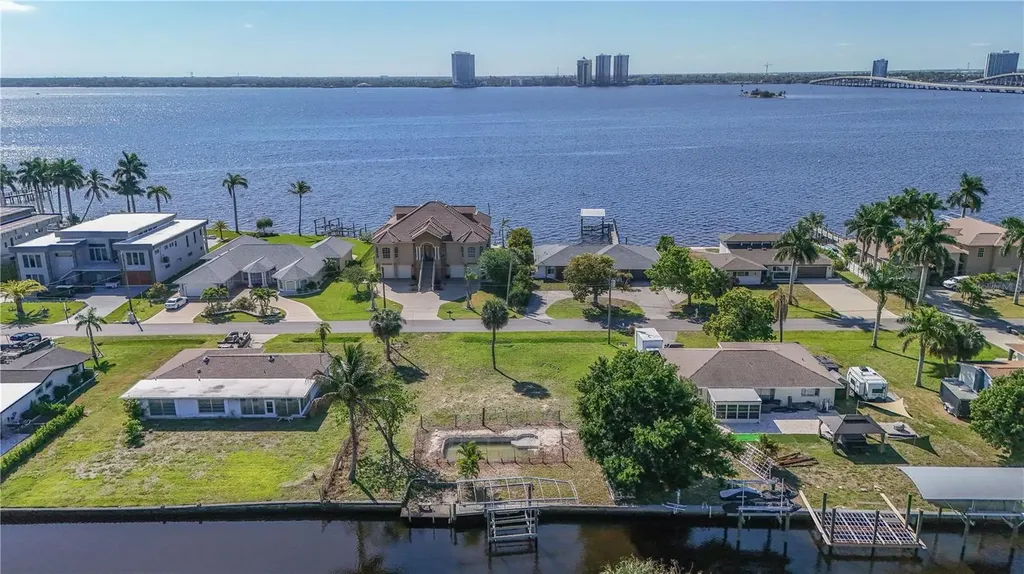 116 E North Shore Avenue North Fort Myers FL 33917