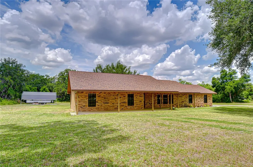2623 N Bethlehem Road Plant City FL 33565