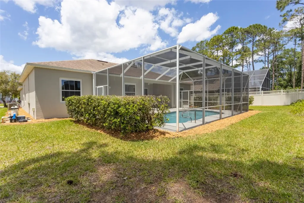 11 Edgewater Drive Palm Coast FL 32164