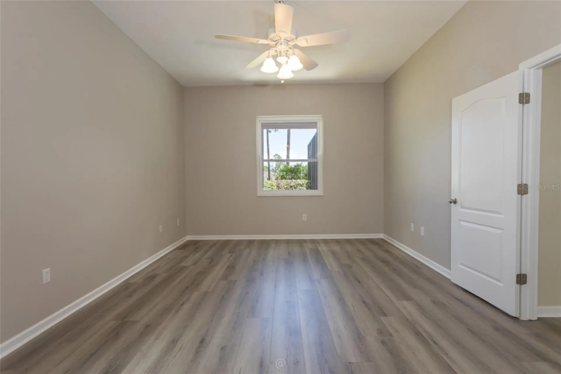 11 Edgewater Drive Palm Coast FL 32164