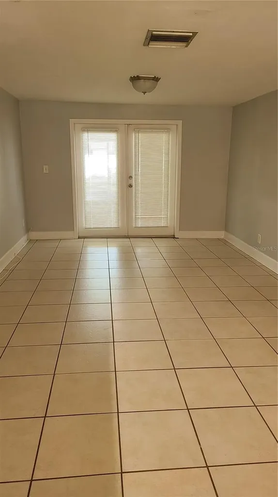 3817 W San Rafael Street Tampa FL 33629