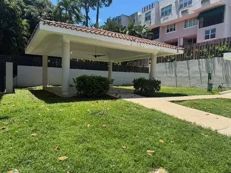 Avenue 50 A Cond. Quinta Baldwin Bayamon PR 00959