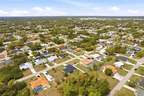 870 Columbia Street Port Charlotte FL 33948