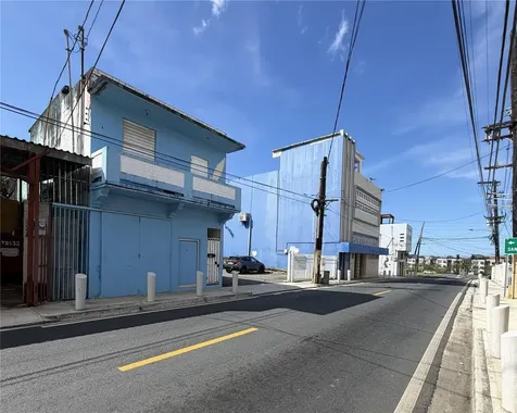 839 C. Hiram González Bayamon PR 00959