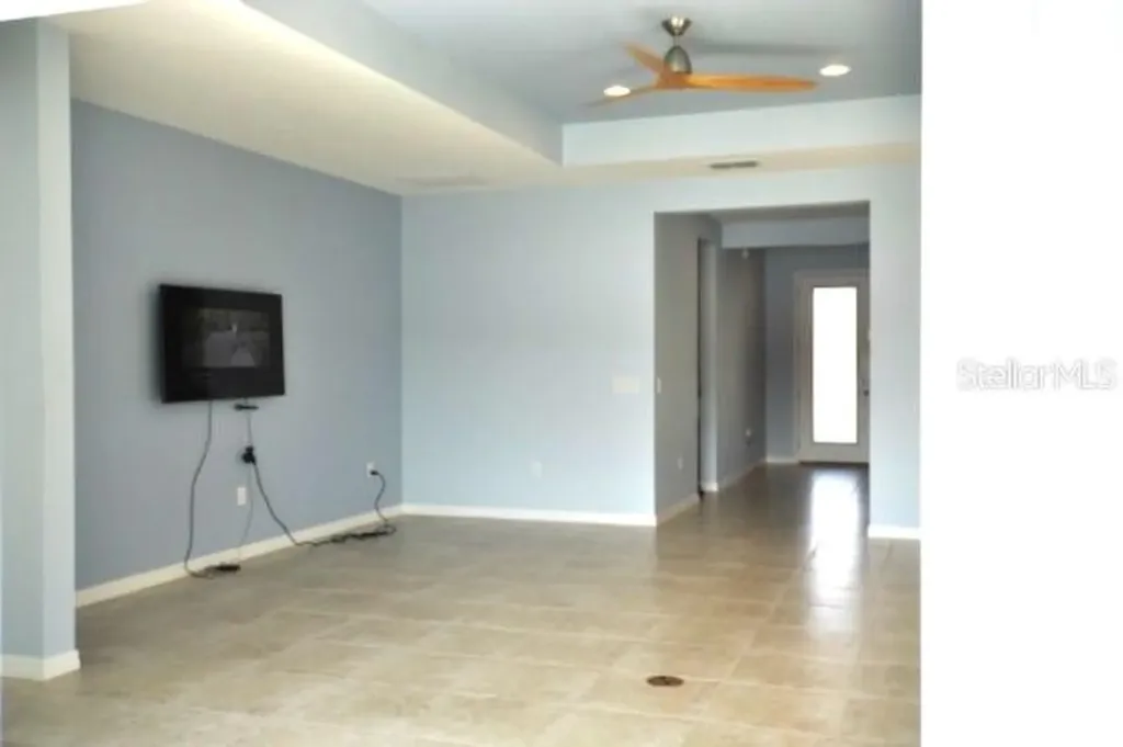 652 Via Corso Court Kissimmee FL 34759