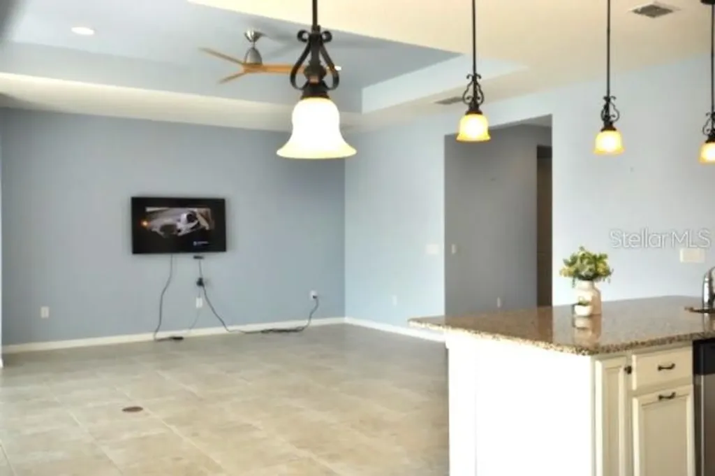 652 Via Corso Court Kissimmee FL 34759