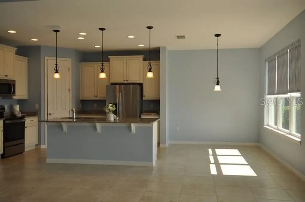652 Via Corso Court Kissimmee FL 34759
