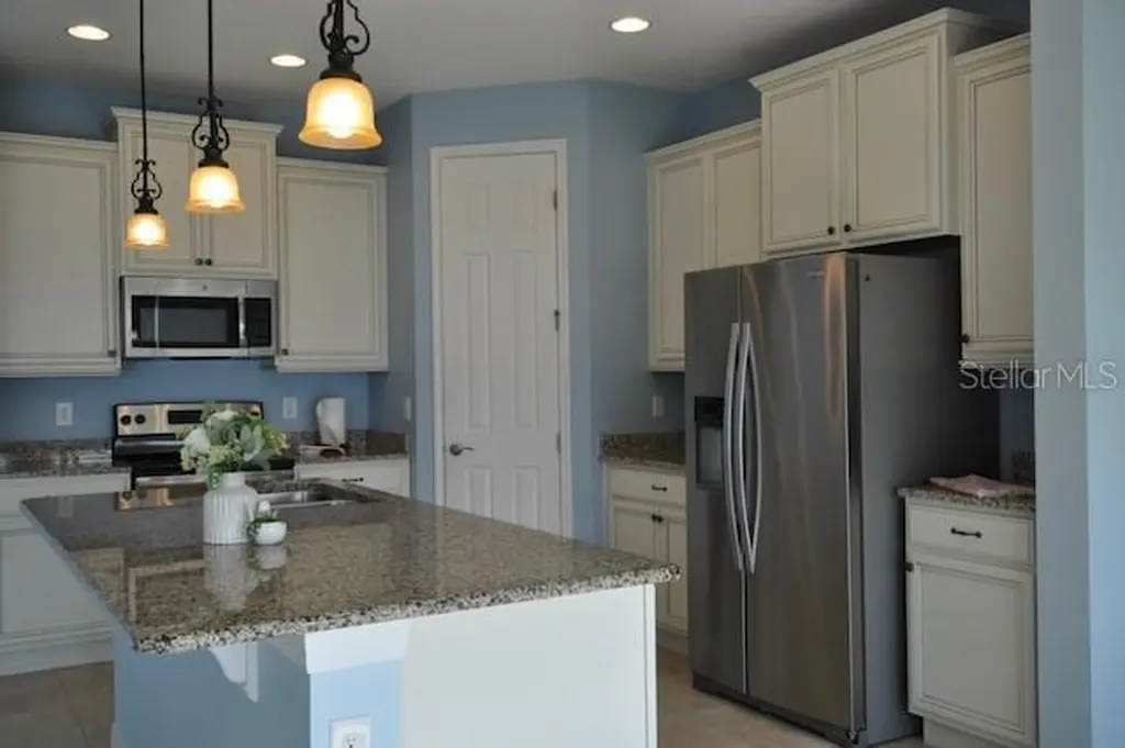652 Via Corso Court Kissimmee FL 34759