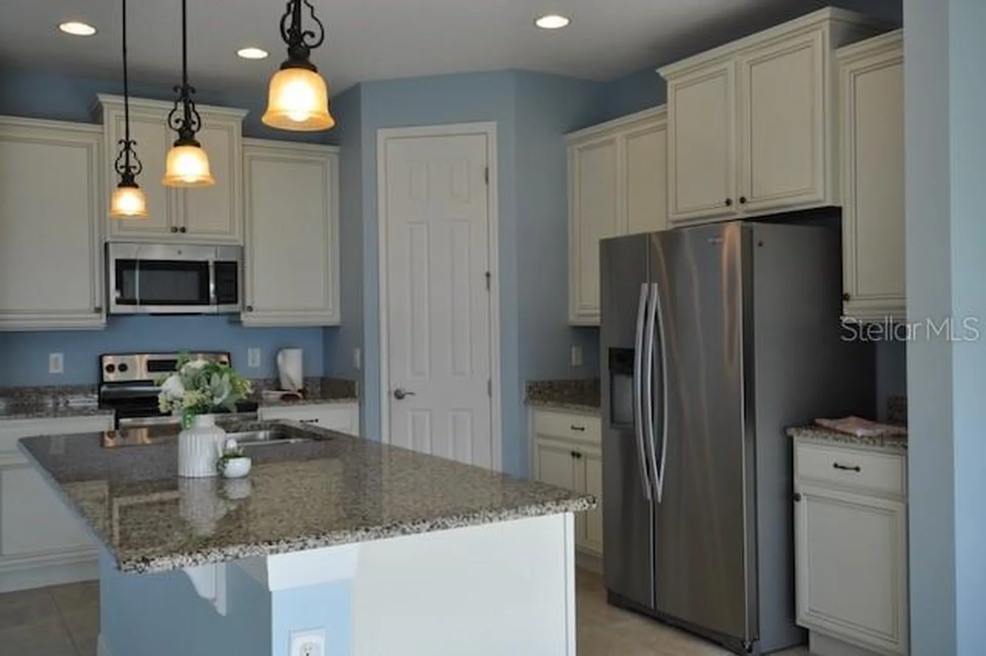 652 Via Corso Court Kissimmee FL 34759