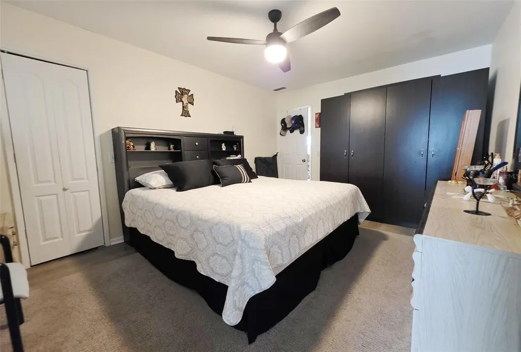 6015 19th Street N St Petersburg FL 33714