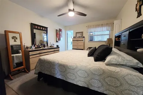 6015 19th Street N St Petersburg FL 33714