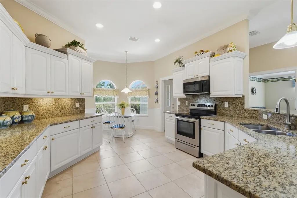 5013 Harbor Heights Lady Lake FL 32159