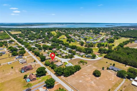 5013 Harbor Heights Lady Lake FL 32159