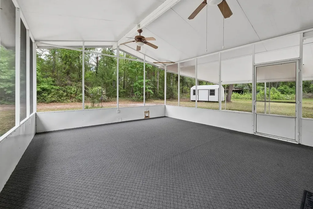 1753 SE Highway 349 Old Town FL 32680