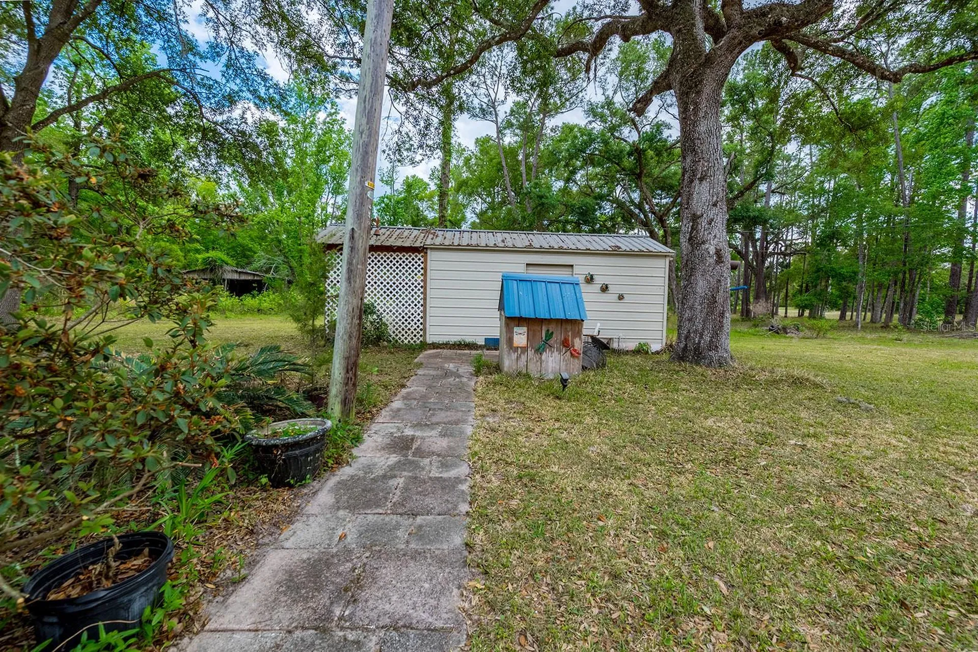 1753 SE Highway 349 Old Town FL 32680
