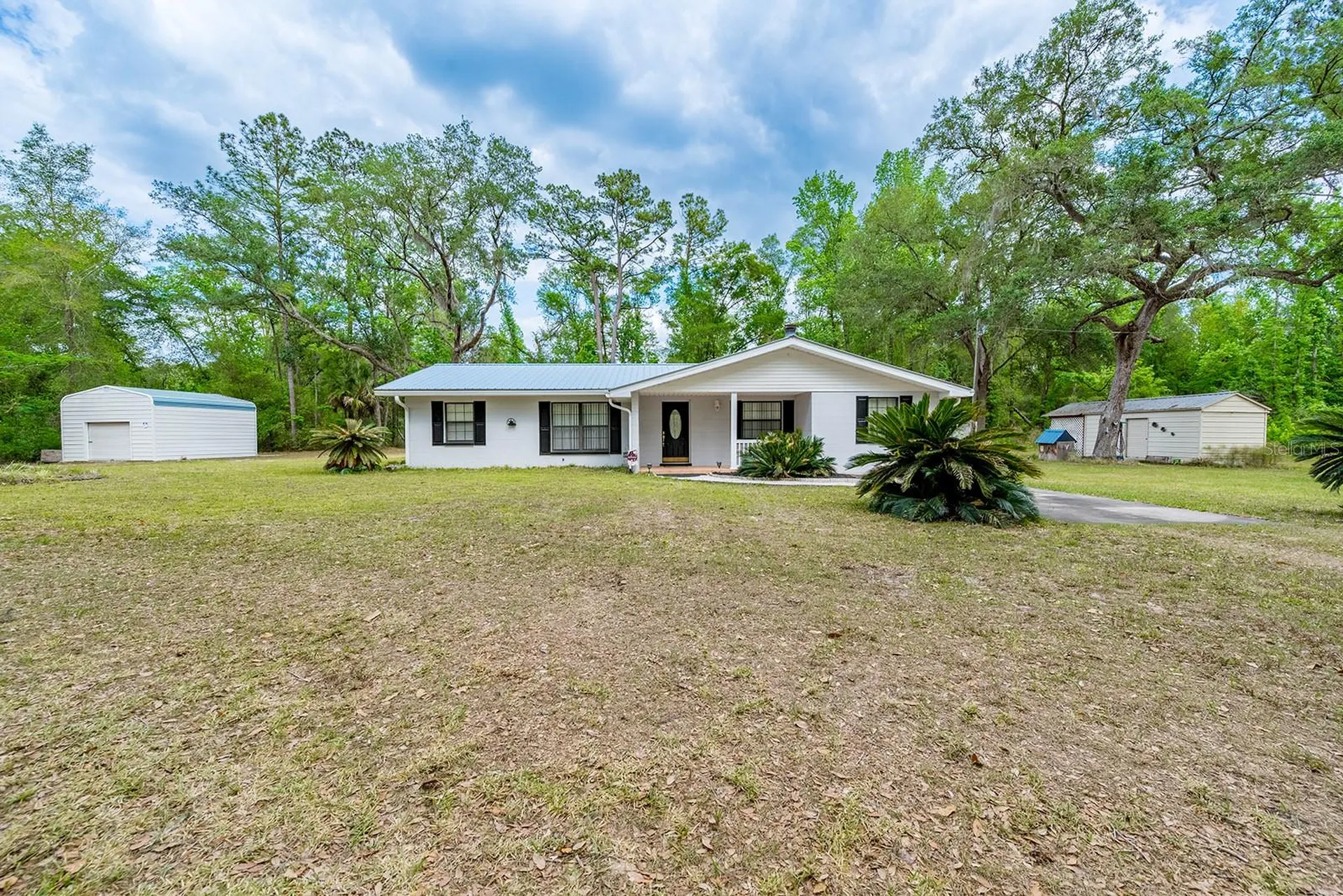 1753 SE Highway 349 Old Town FL 32680