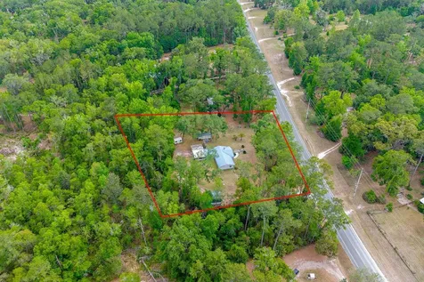 1753 SE Highway 349 Old Town FL 32680