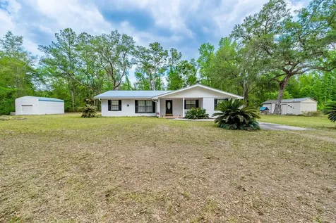 1753 SE Highway 349 Old Town FL 32680