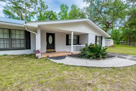 1753 SE Highway 349 Old Town FL 32680