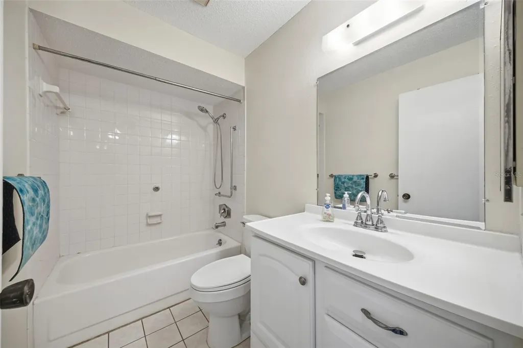 9023 Mission Oaks Boulevard Seminole FL 33776