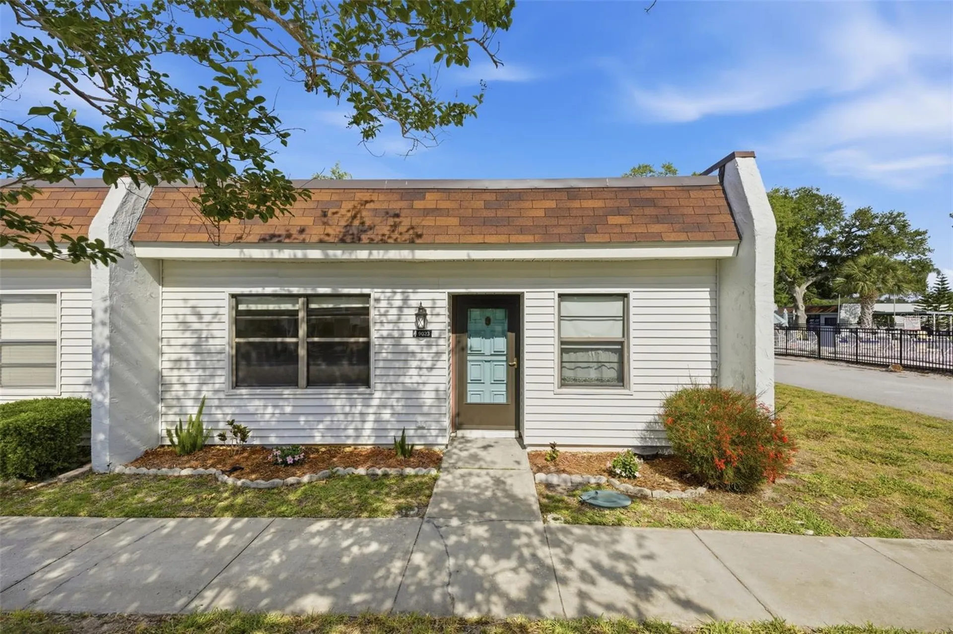 9023 Mission Oaks Boulevard Seminole FL 33776