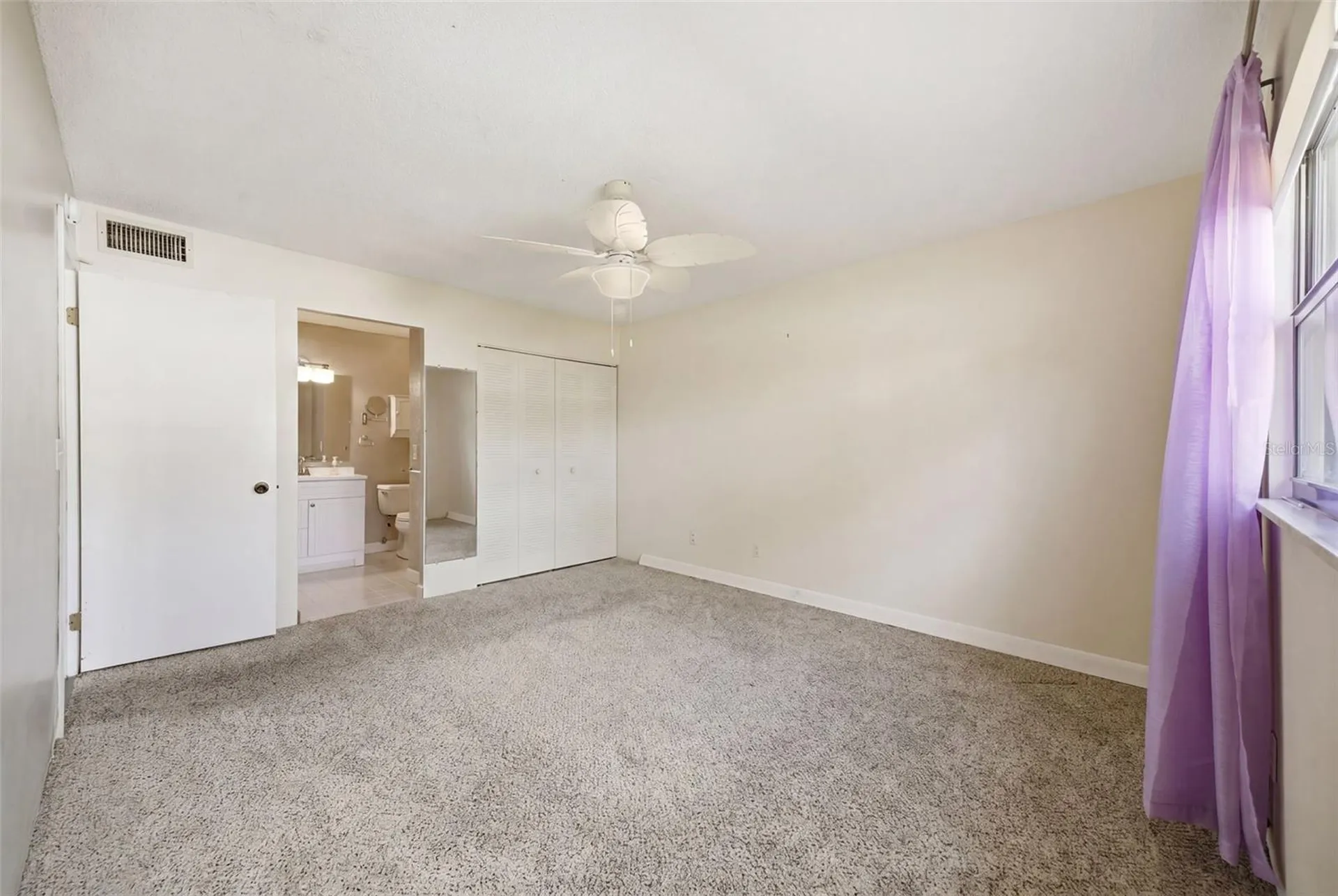 9023 Mission Oaks Boulevard Seminole FL 33776