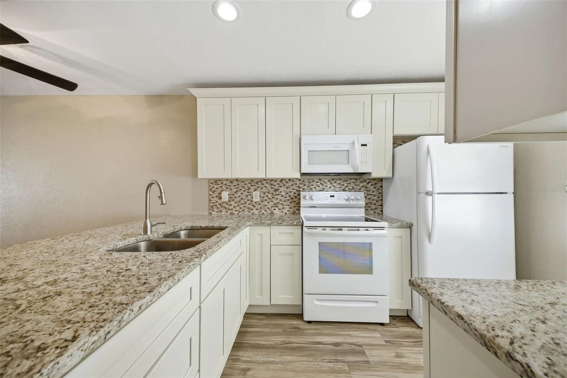 9023 Mission Oaks Boulevard Seminole FL 33776