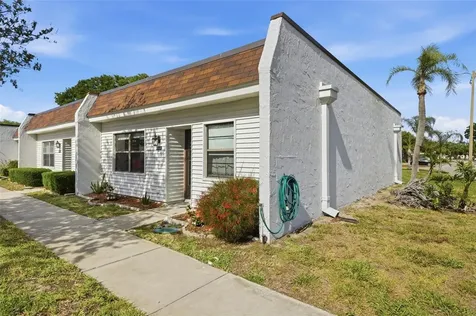 9023 Mission Oaks Boulevard Seminole FL 33776