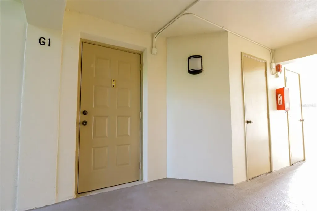 3232 Lake Pine Way E Tarpon Springs FL 34688